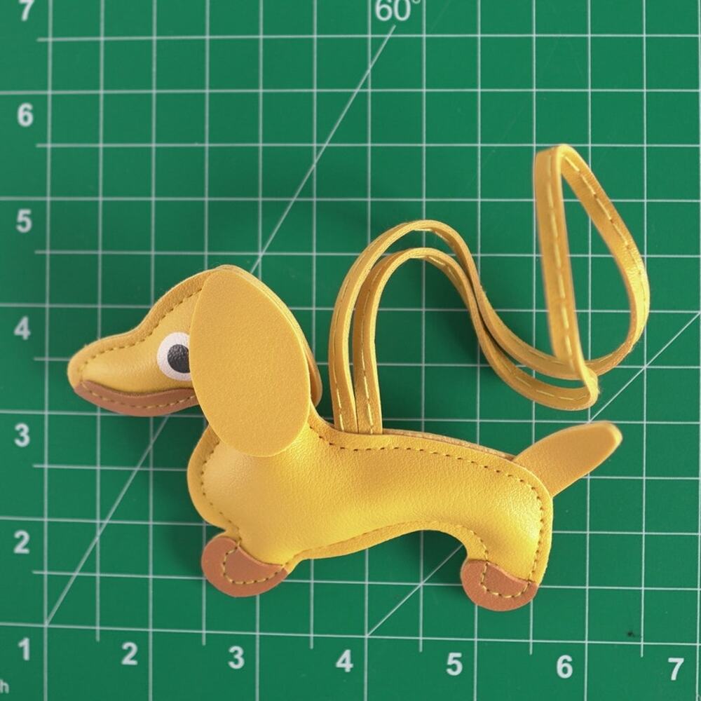 Dachshund Bag Charm Keychain Faux Leather Dog Mom Y2K Cottagecore Yellow NWT - Picture 5 of 11